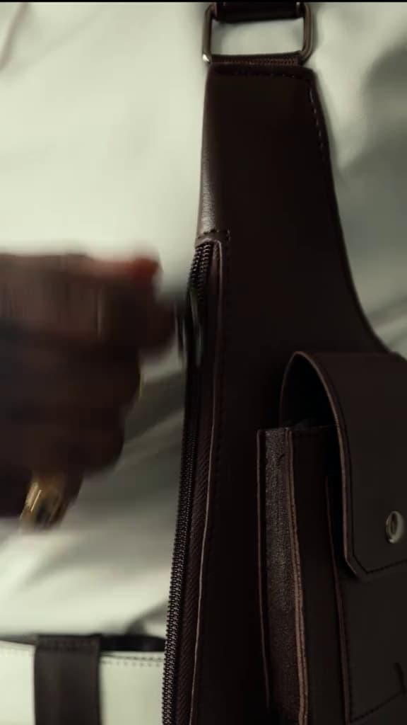 Key event frame at 00:03