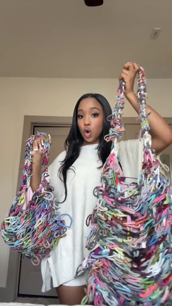 Key event frame at 00:04