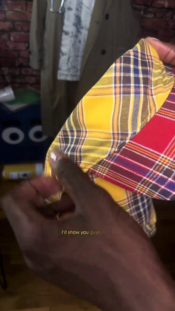 Key event frame at 00:33