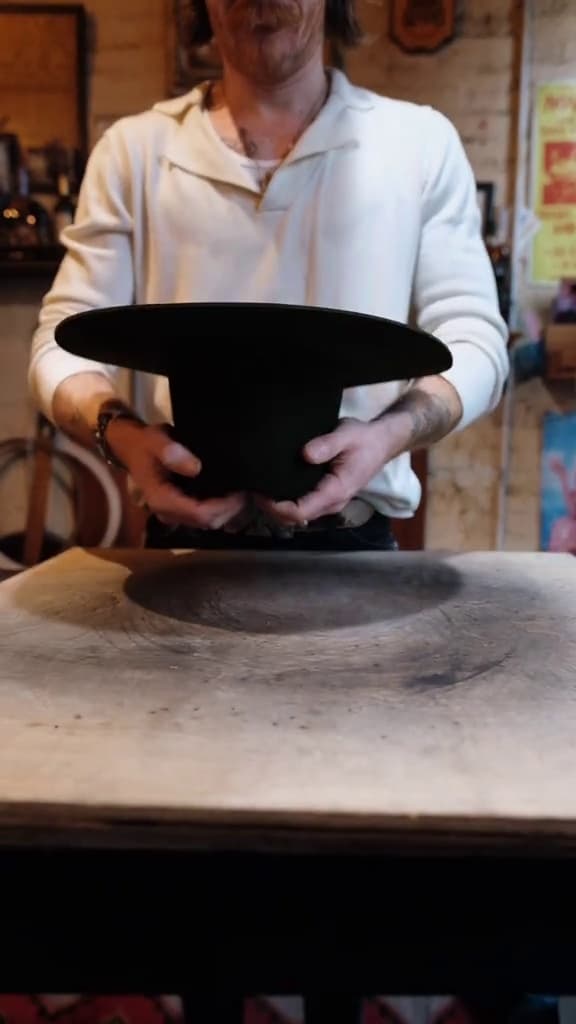 Key event frame at 00:13