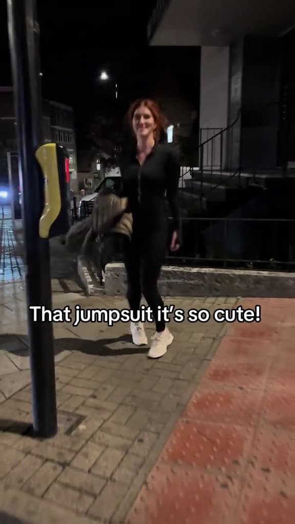 Key event frame at 00:17