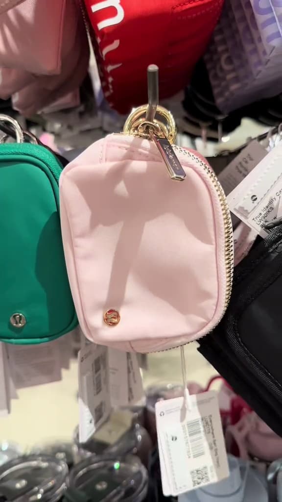 Key event frame at 00:04