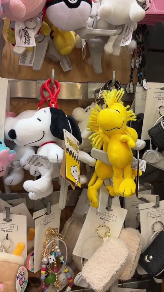 Key event frame at 00:04