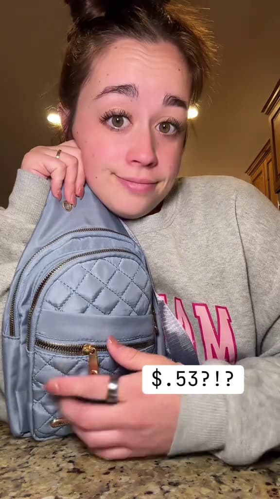 Key event frame at 00:01