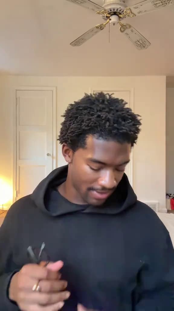 Key event frame at 00:26