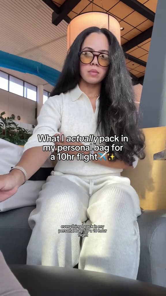 Key event frame at 00:01