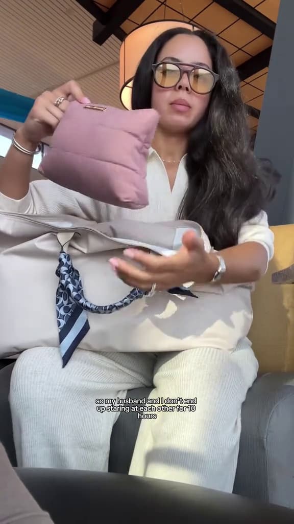 Key event frame at 00:11