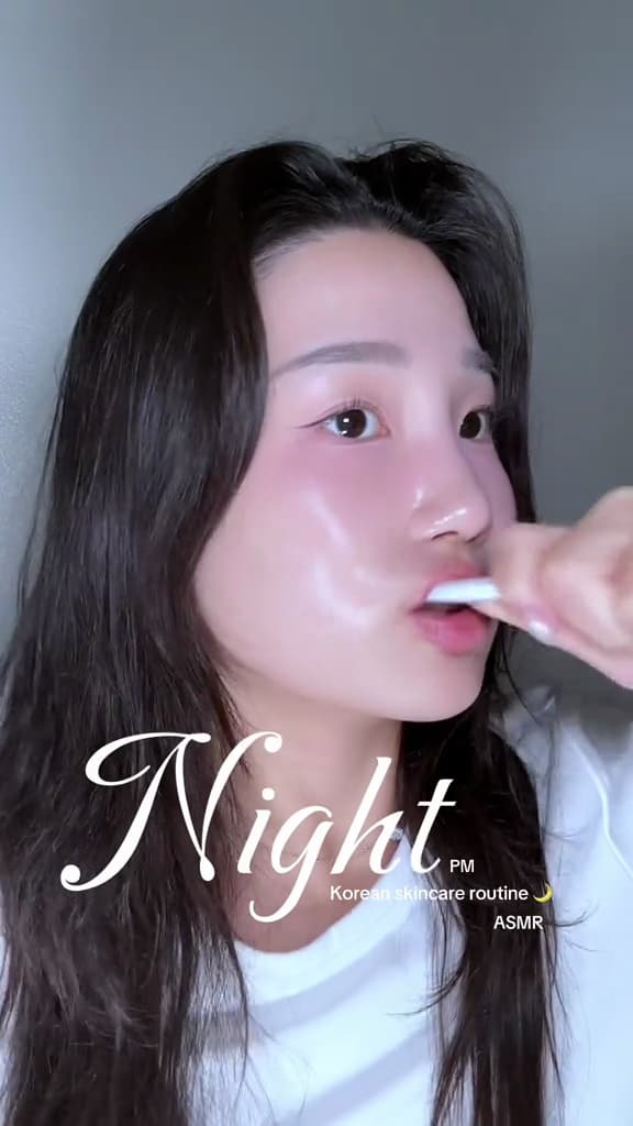 Key event frame at 00:01